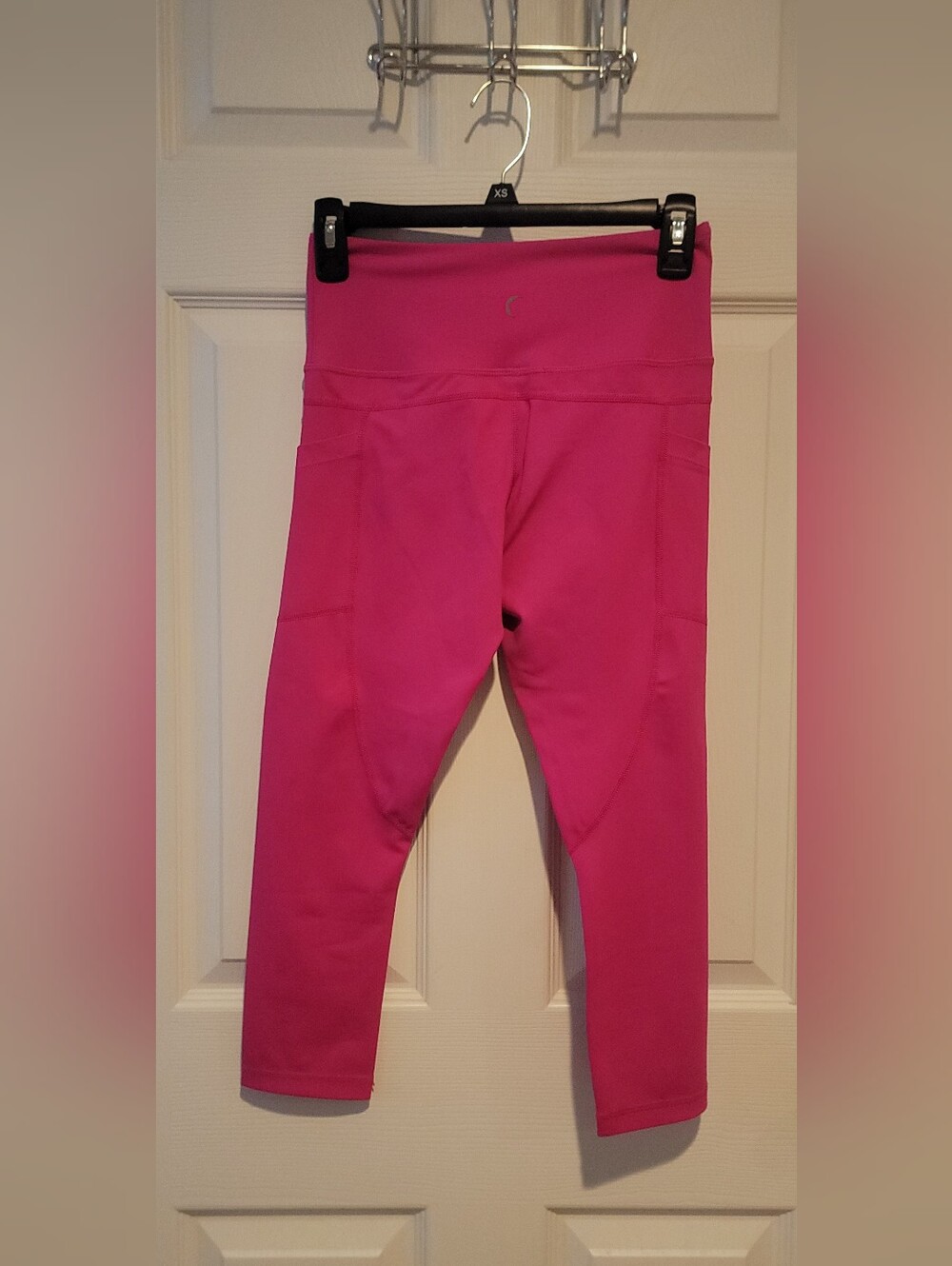 ZYIA Hot Pink Performance Leggings Size 4